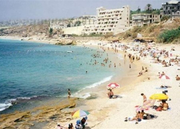 اعادة فتح “المولات” والشواطئ البحرية ابتداء من الاثنين… ومنع التجول سيصبح في هذا الوقت