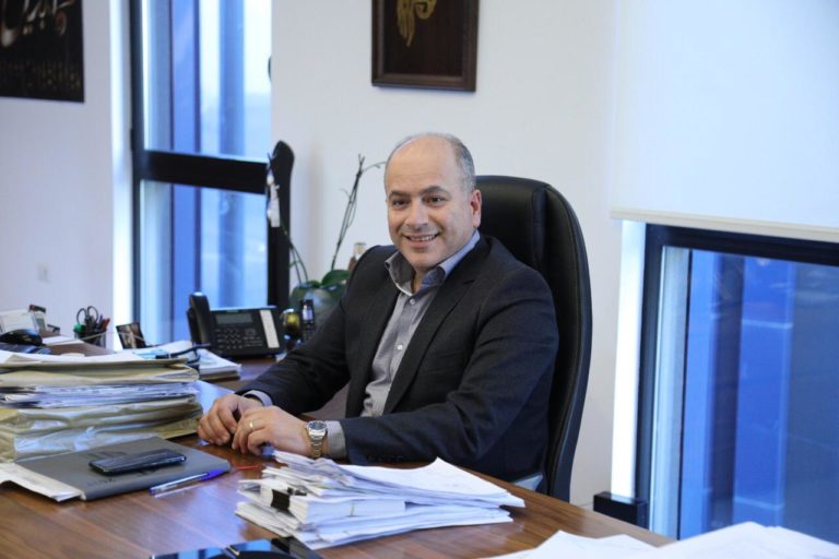 تعميم من رئيس بلدية جبيل وسام زعرور لفروع المصارف في جبيل