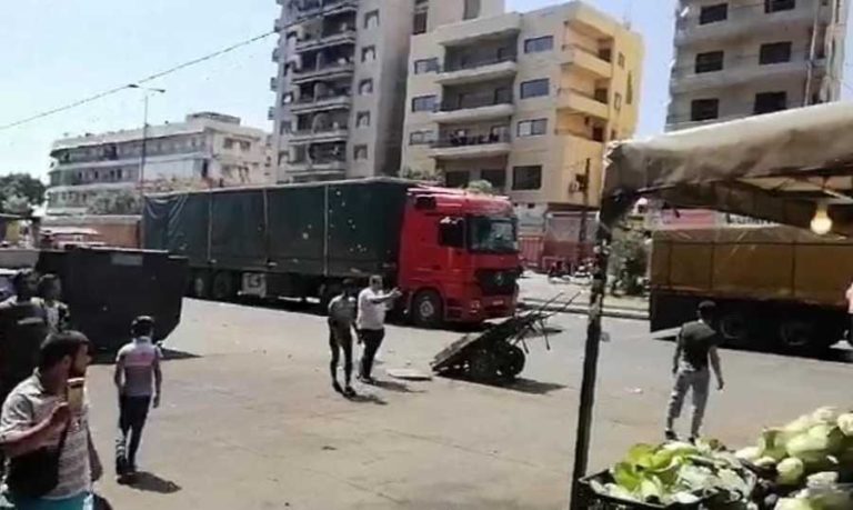 23 مصاباً بينهم 4 عسكريين في مواجهات باب التبانة اعتراضا على شاحنات التهريب الى سوريا