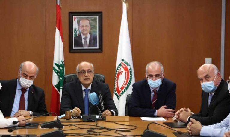 نقابتا الأطباء في بيروت وطرابلس: الإضراب غداً في المستشفيات والعيادات الخاصة