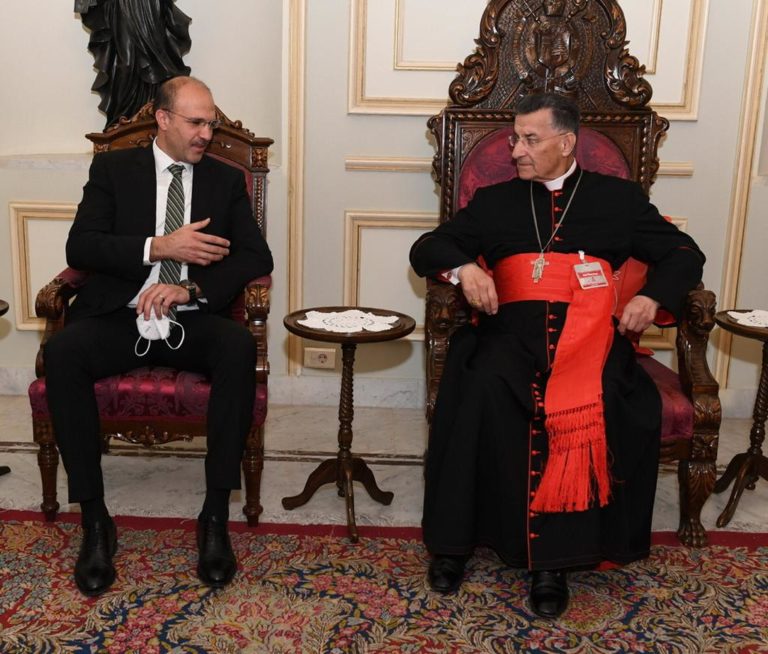 وزير الصحة من بكركي: كحكومة سنواجه كل التحديات المقبلة