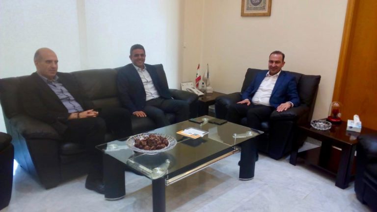 الحواط بعد لقاء مرتضى : دعوة للقيام بجولة في قضاء جبيل وتفقد المزارعين والاراضي الزراعية في المنطقة والاطلاع على أحوالهم.