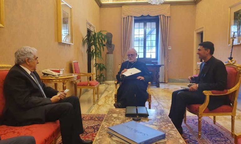 حتي يبحث في الفاتيكان كيفية المساعدة غالاغر: الوقوف الى جانب لبنان واجب