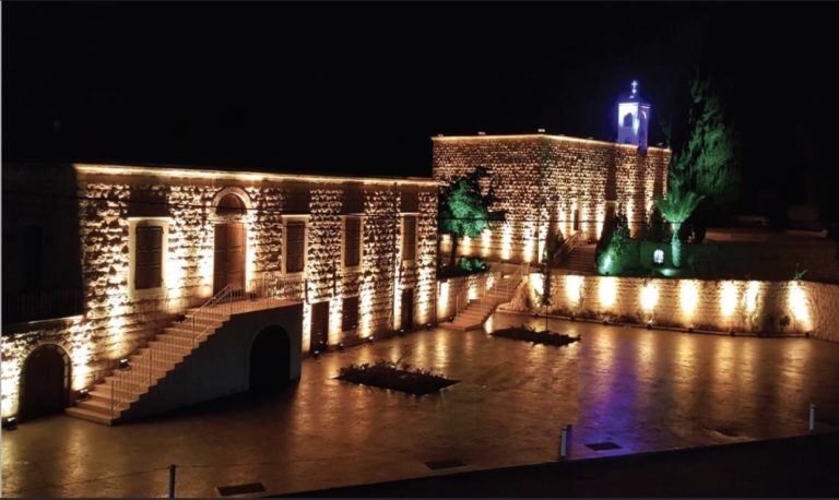 حصص غذائيّة للعائلات المحتاجة من وقف كنيسة سيدة عمشيت