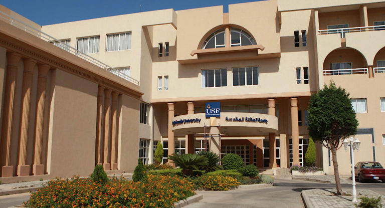 جامعة العائلة المقدسة: نتائج الPCR للطلاب المخالطين للمصابتين كلها سلبية