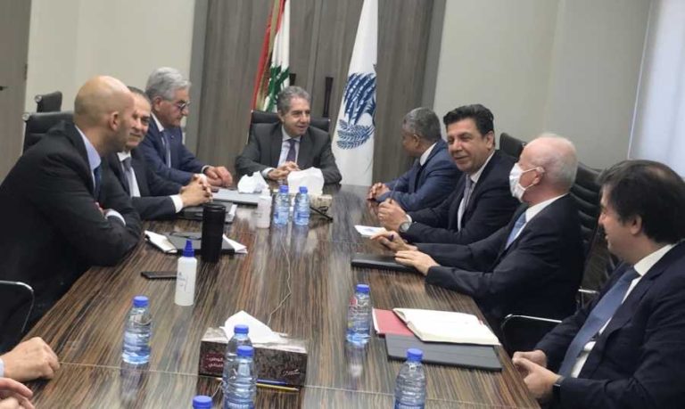 وزني يبحث مع وفدَي البنك المركزي وجمعية المصارف توحيد الأرقام