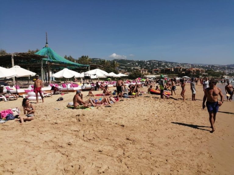 بلدية جبيل-بيبلوس : للالتزام بالإرشادات التوجيهيّة المكتوبة على اللافتات في الشواطئ