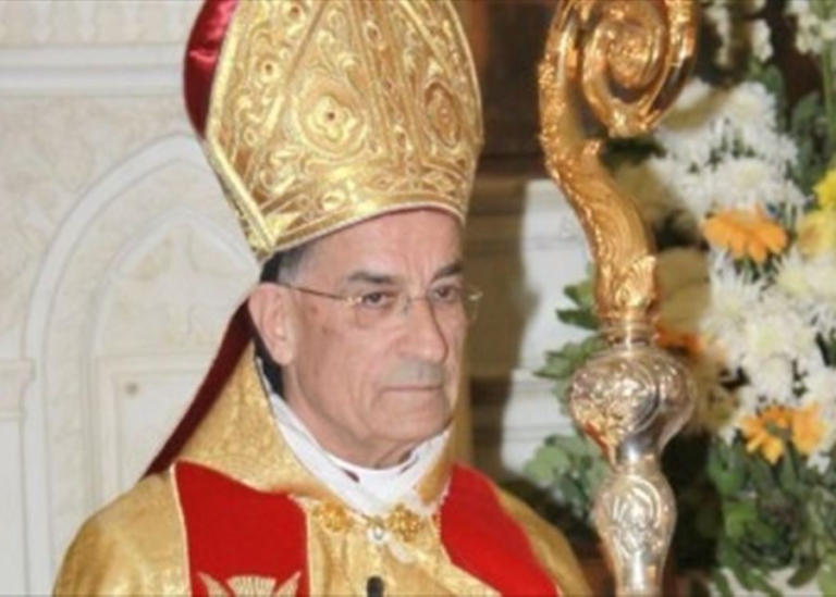 البطريرك الراعي يتسلم نسخة عن رسالة التيار الوطني الحرّ الى الفاتيكان