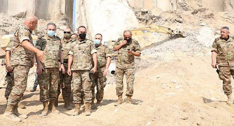 المرفأ بعد أسبوع على النكبة: الجيش يرفع الأنقاض ورئيس الأركان يتفقد والمساعدات مستمرة