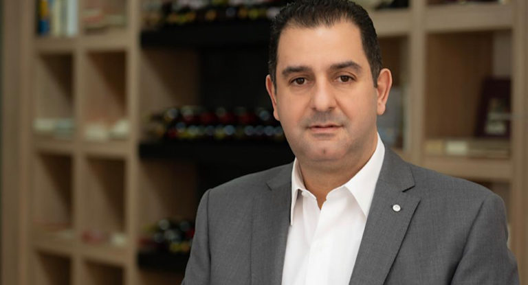 رئيس نقابة المطاعم: رفضت اقفال مؤسستي قبل ان تكتب قوى الامن محضر ضبط بحقي