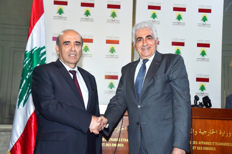 وهبه تسلم من حتي مهام وزارة الخارجية: سنتابع الدفاع عن الثوابت الوطنية ومصالح لبنان في المحافل الدولية