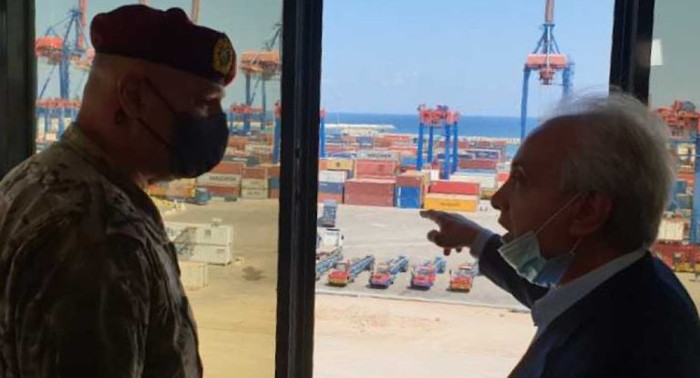 القيسي: المرفأ انطلق بكامل طاقاته شحنا وتفريغا