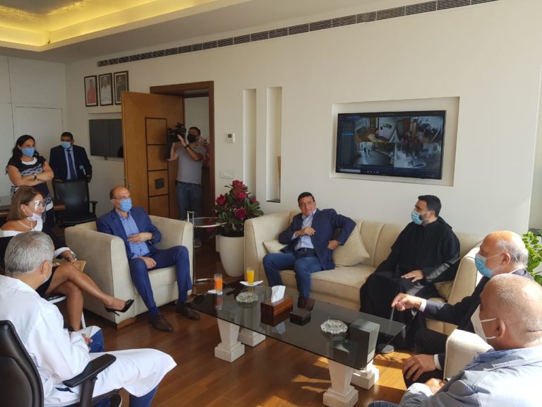 وزير الصحة: الإقفال لأسبوعين سيبدأ صباح الجمعة