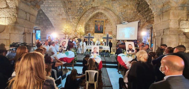 قرطبا تودع شهداءها الثلاثة بـ “عرس ابيض”