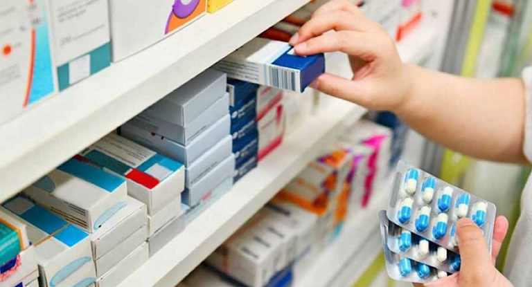 جبارة: مخزون الأدوية دقيق ولا أزمة  زلزلي: خطط لدعم صناعتها الوطنية