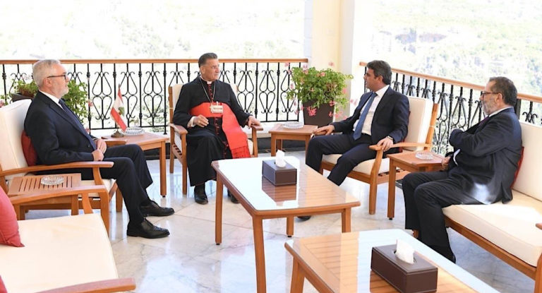 أبي اللمع: نشد على ايدي سيدنا الراعي