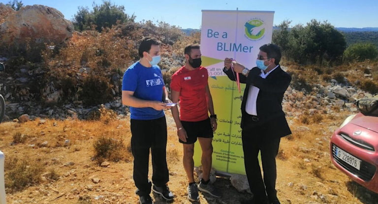 سباق ضاحية في ميفوق لدعم مرضى سرطان الثدي