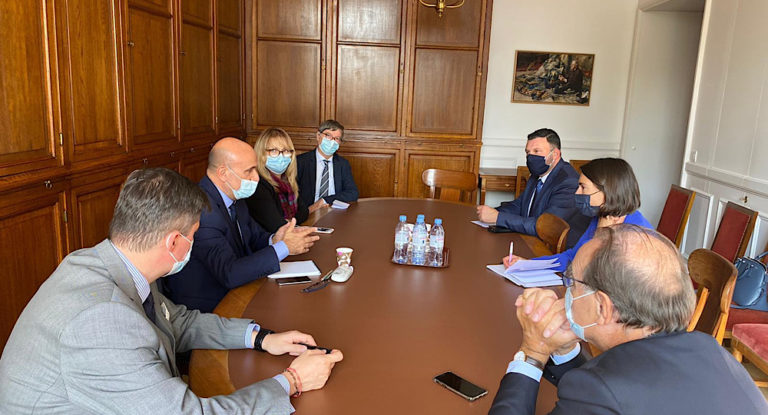 ابي رميا من باريس: نشكر فرنسا حكومة وشعبا لوقوفهم الى جانب لبنان