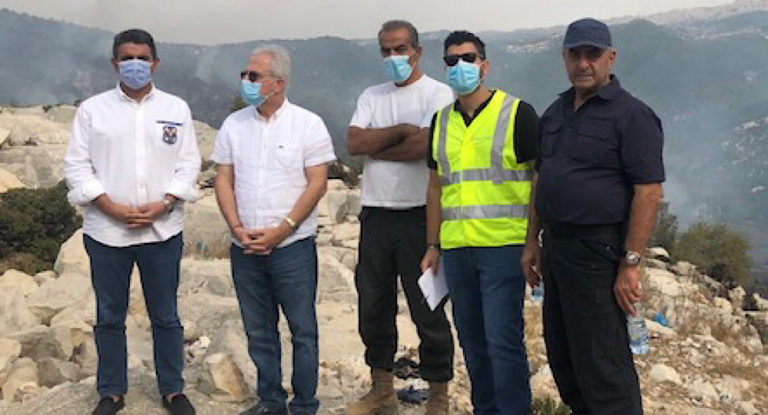 الحواط وخطار يتفقدان حريق بنتاعل جبيل