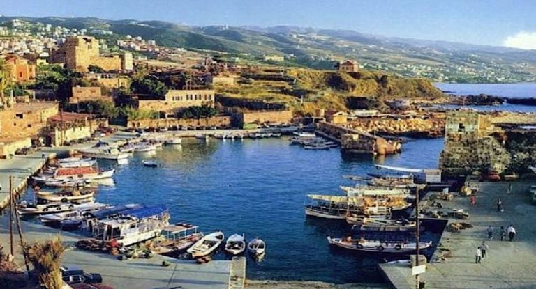 جثة لشاب على ميناء جبيل