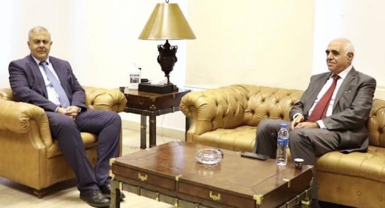 القصيفي يلتقي محافظ بيروت ويبحث معه شؤونا نقابية واجتماعية.