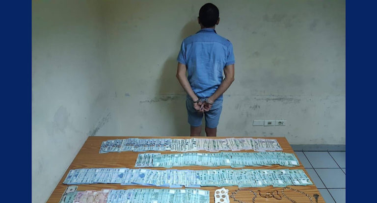 في النقاش سرق أموال ومجوهرات بقيمة ۲۰۰ الف دولار  وبأقل من 48 ساعة شعبة المعلومات كشفت هويته وأوقفته