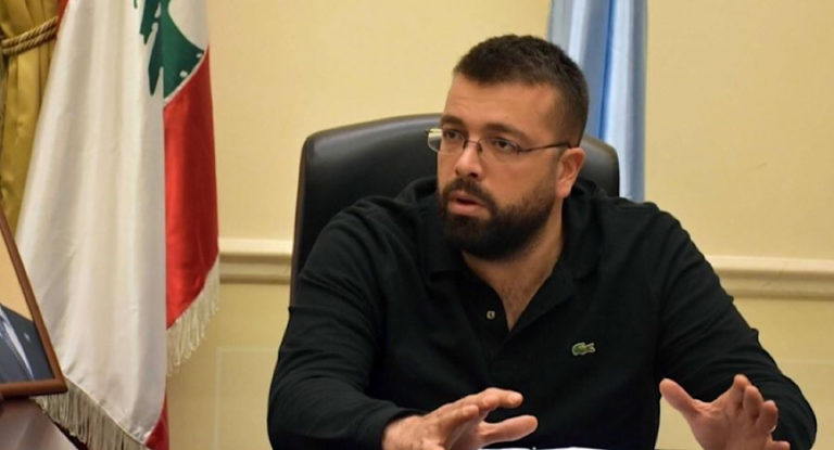 أحمد الحريري: يستطيع جعجع أن يحلم بالرئاسة لا بتوقيعنا على جدول أعمال معراب