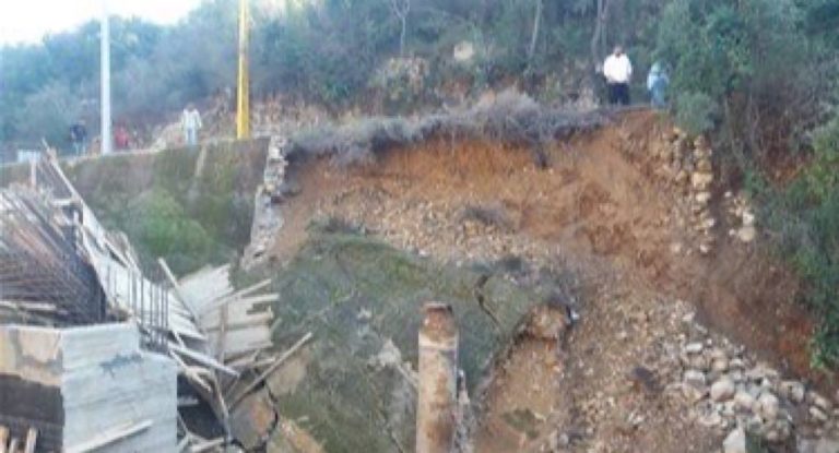 بعد انهيار الحائط في غلبون مؤسسة مياه بيروت وجبل لبنان توضح … اليكم التفاصيل