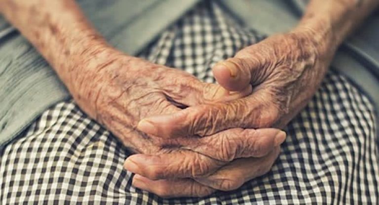 كورونا يدخل بيت العجزة غدراس… ولا حجر للموظفين