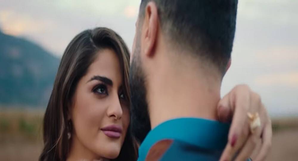 شابة لبنانية تثير البلبلة بين جمهور سيف نبيل… من هي؟