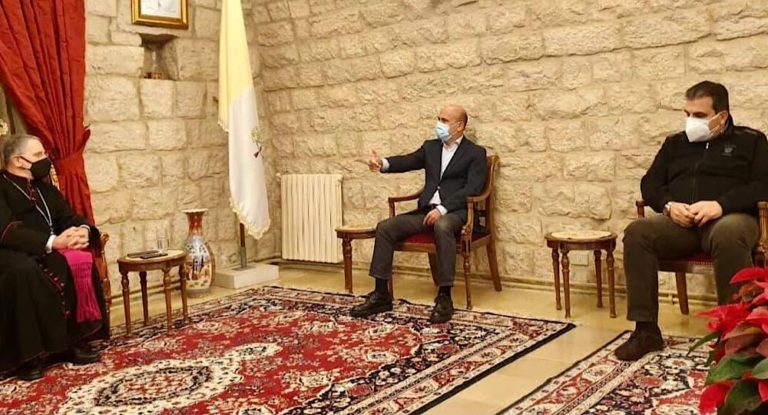 أبي رميا وجبران في زيارة معايدة للمطران عون