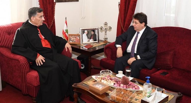 كنعان من بكركي: لحكومة وفق الدستور والمبادرة الفرنسية بلا اجتزاء