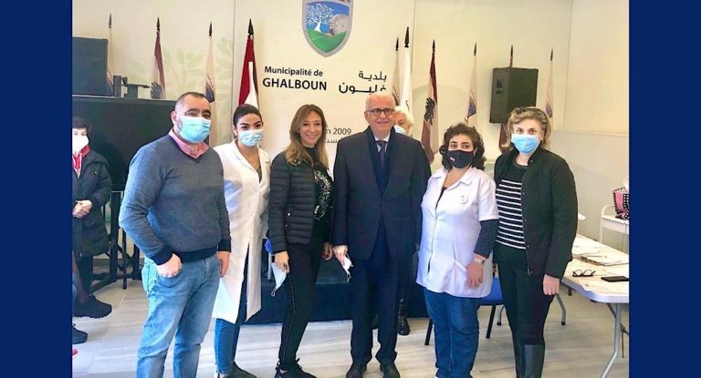 حملة فحوص دم وصور أشعة لابناء بلدة غلبون الجبيلية، برعاية البلدية