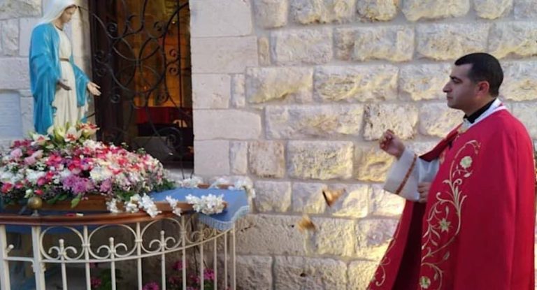 تعيين الخوري شربل الخوري منسقا لجهاز خدمة المحبة في أبرشية السيدة عمشيت