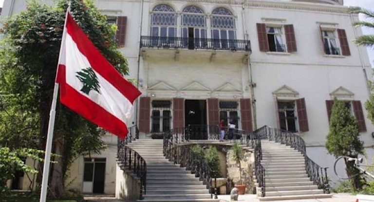 وزيرة ترفض تسلم مهام وزارة الخارجية!