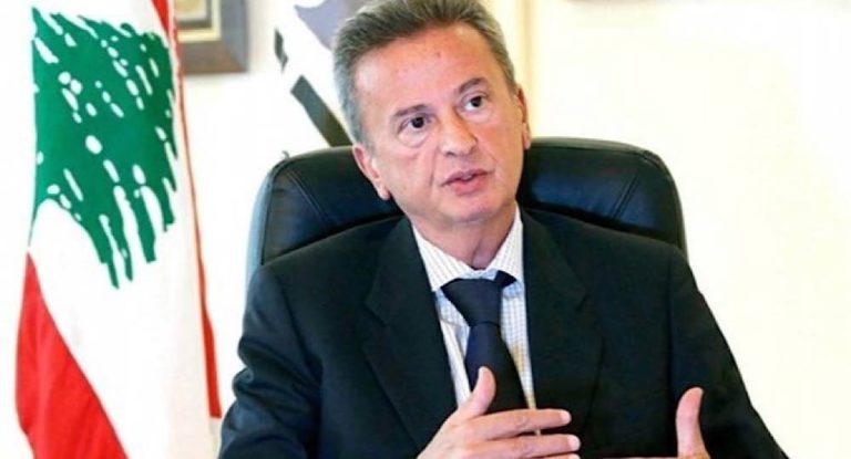 صورة جديدة لرياض سلامة من منزله!