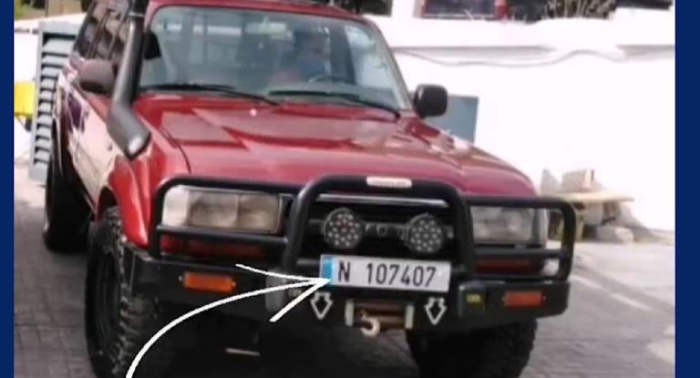 سرقة جيب تويوتا في غرفين