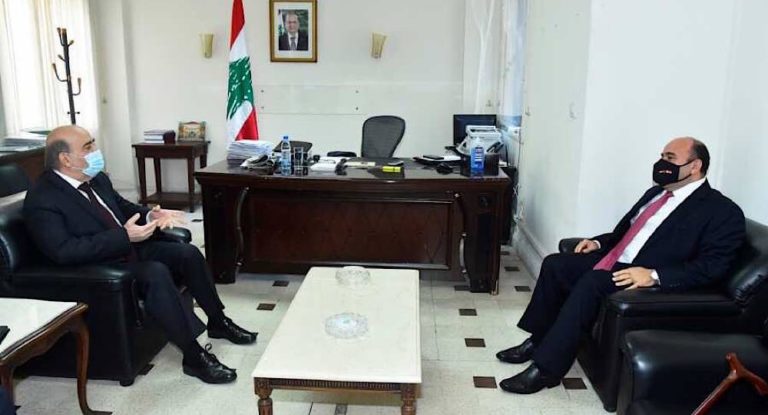 وهبة يلتقي سفير الأردن