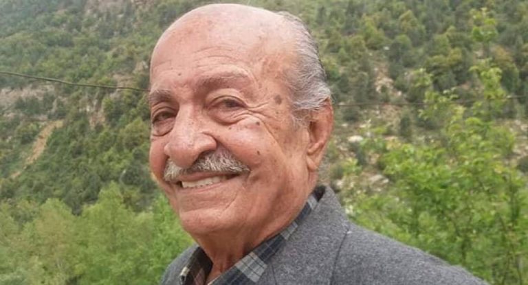 وفاة بكورونا في المزاريب