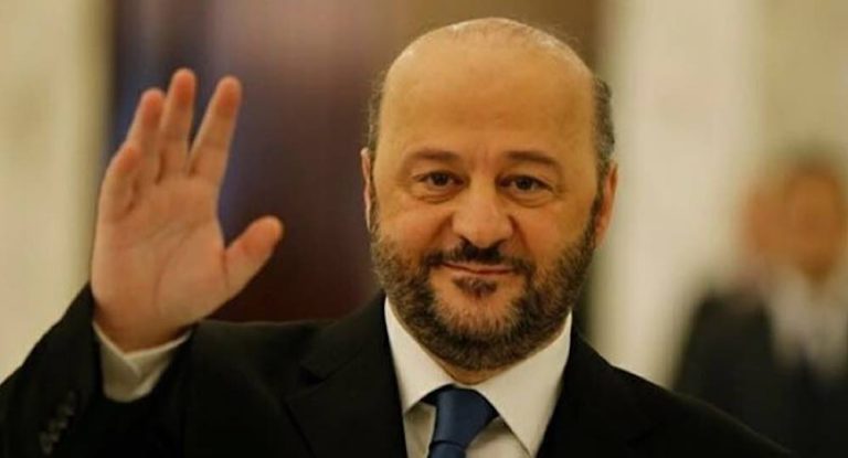 بالصور-الرياشي:الوقفة مع الطائفة الاشورية هي وقفة مع الجذور