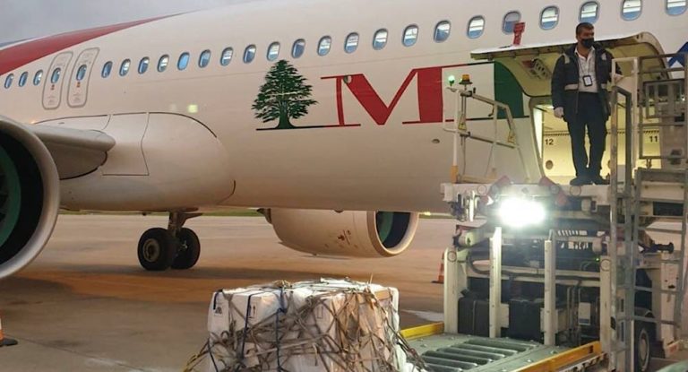 حسن خلال تسلم الدفعة الاولى من اللقاحات: حققنا الحلم… وعبد الصمد: القطاع الاعلامي هو اولوية في التلقيح