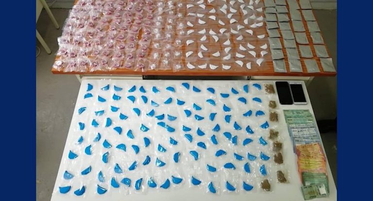 بالجُرم المَشهود، مفرزة البحث والتدخُّل في وحدة الشرطة القضائيّة تُوقِف مُروِّجَيْ مُخدّرات في طبرجا وتضبط كميّة منها.