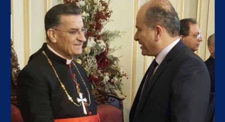 وسام زعرور : عبارة واحدة تختصر رأينا بمواقف غبطة البطريرك الراعي…”معك”