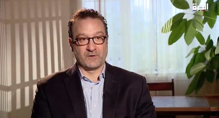 بالفيديو شينكر : عون وباسيل يتمسكان بالثلث المعطل بسبب تطلعات باسيل للرئاسة