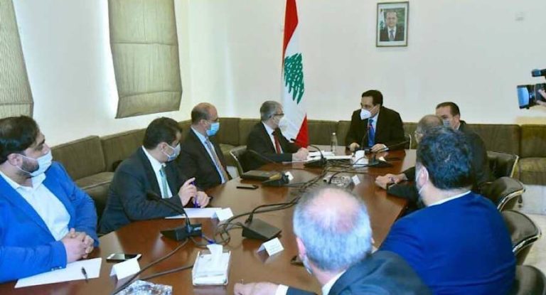 دياب يرأس اجتماعا تربويا: للعودة التدريجية الى المدارس  واعطاء اللقاحات للكادر التعليمي لصفوف الشهادات