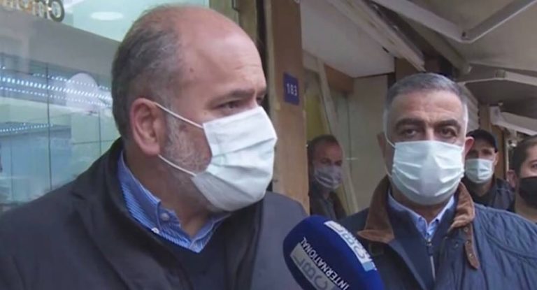 وسام زعرور يشرف على عملية فتح الأنشطة التجارية في سوق جبيل