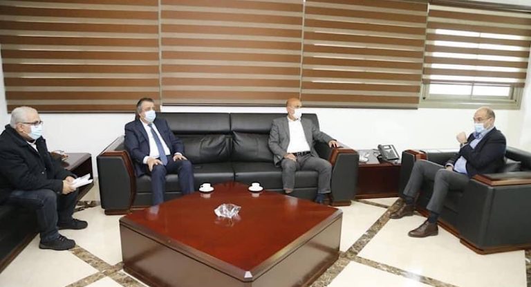 ابي رميا و عازار وقزيلي يتابعون موضوع تأمين المساهمات والتجهيزات لمستشفى البوار الحكومي