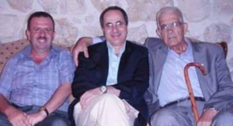 العميد كارلوس بيار إدّه -هل دخل ناصع البياض ويريد الخروج بلون الفلّ !!