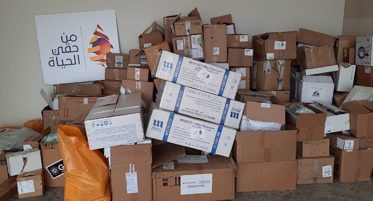 مستلزمات طبيّة نوعية من جمعية “من حقي الحياة ” إلى مستشفى سيدة المعونات الجامعي