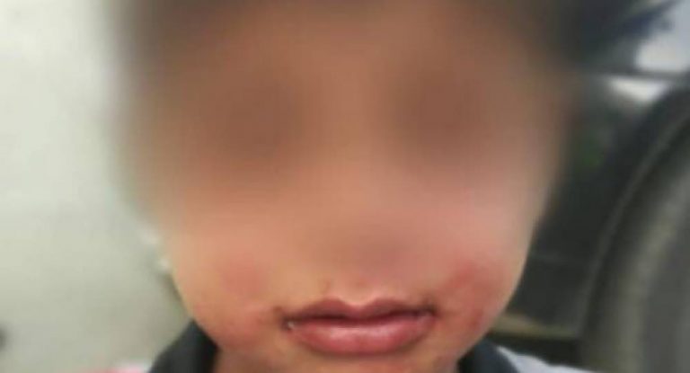 بسبب انزعاجه من بكاء طفله قام بتعنيفه…وهذه هي التفاصيل .